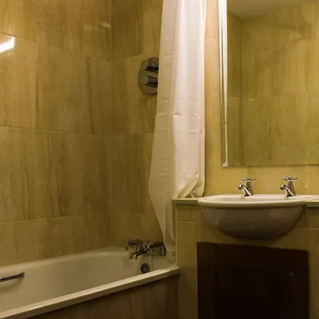 Hotel Murphys Tinahely